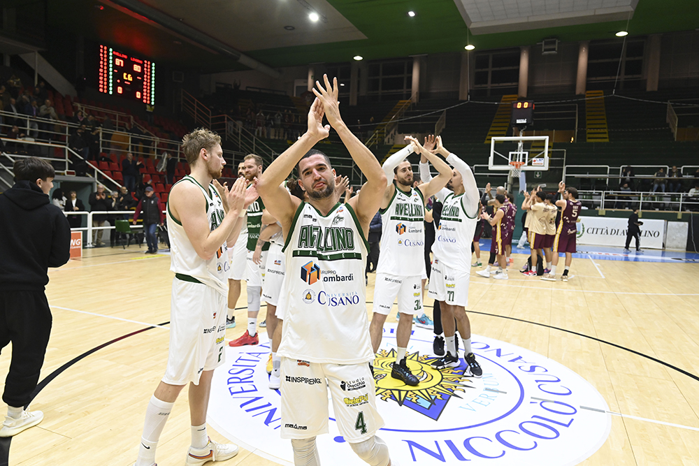 La capolista Pesaro per l'Unicusano Avellino Basket