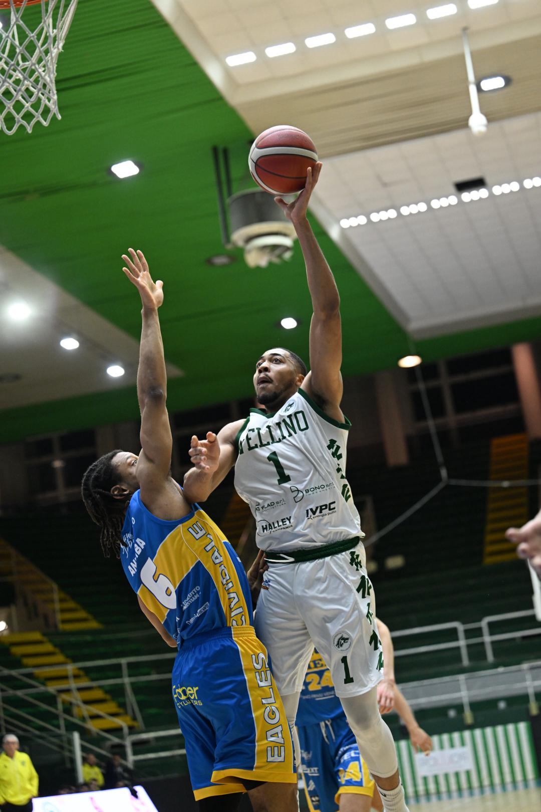 Avellino Basket stop: Cividale viola il DelMauro